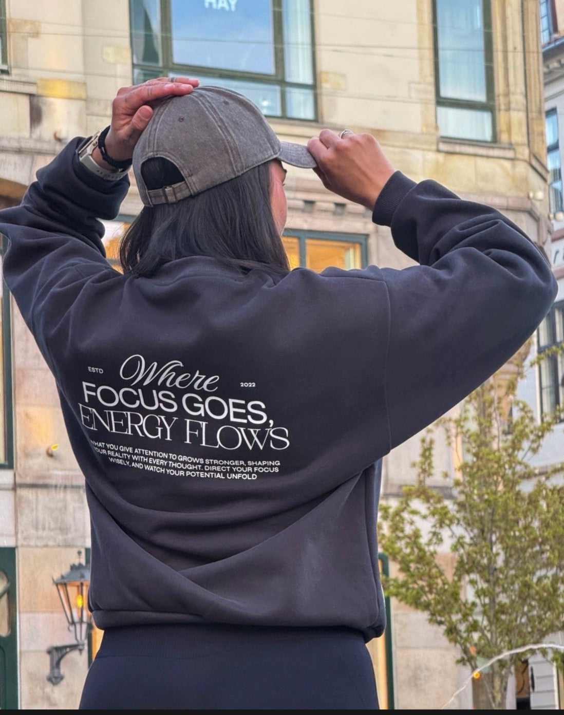NOVA SWEATSHIRT